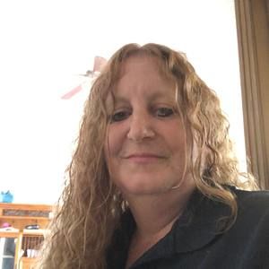 Meet your Posher, Candie